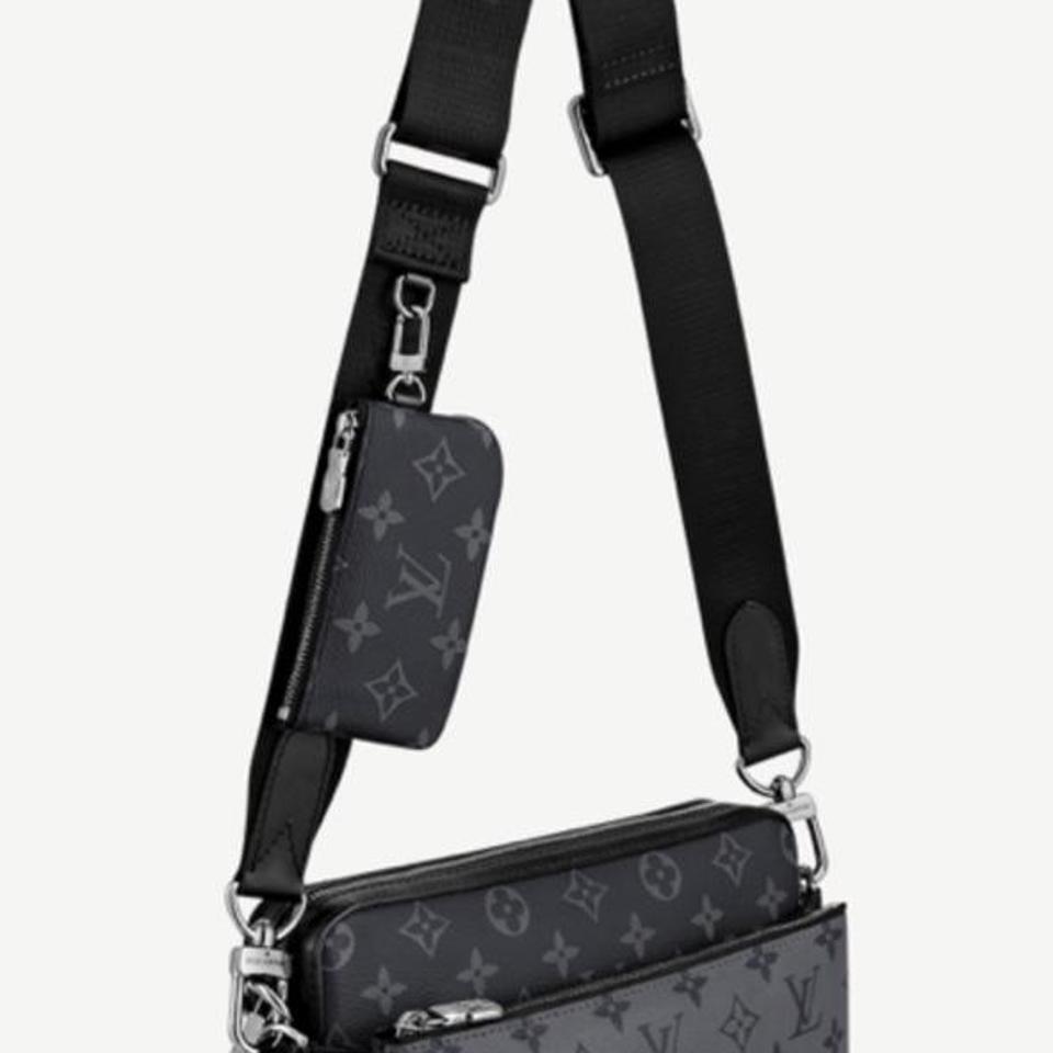 Louis Vuitton District MM Monogram Messenger Bag, - Depop