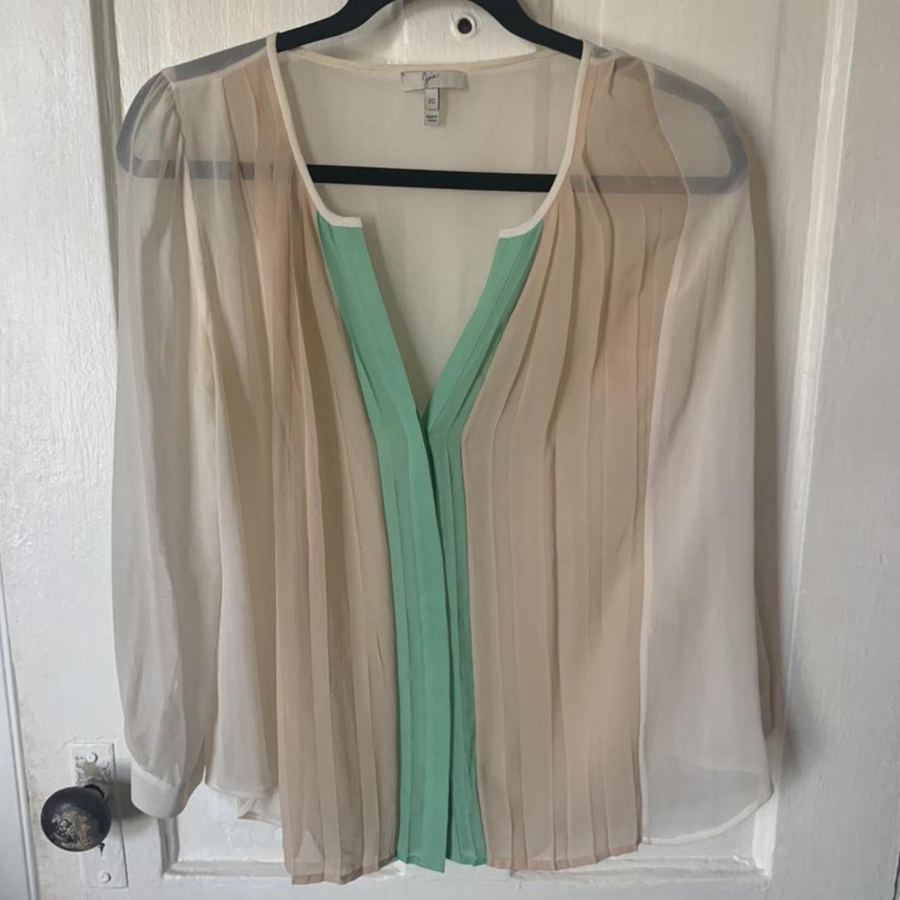 item listed by ebbnfloww_