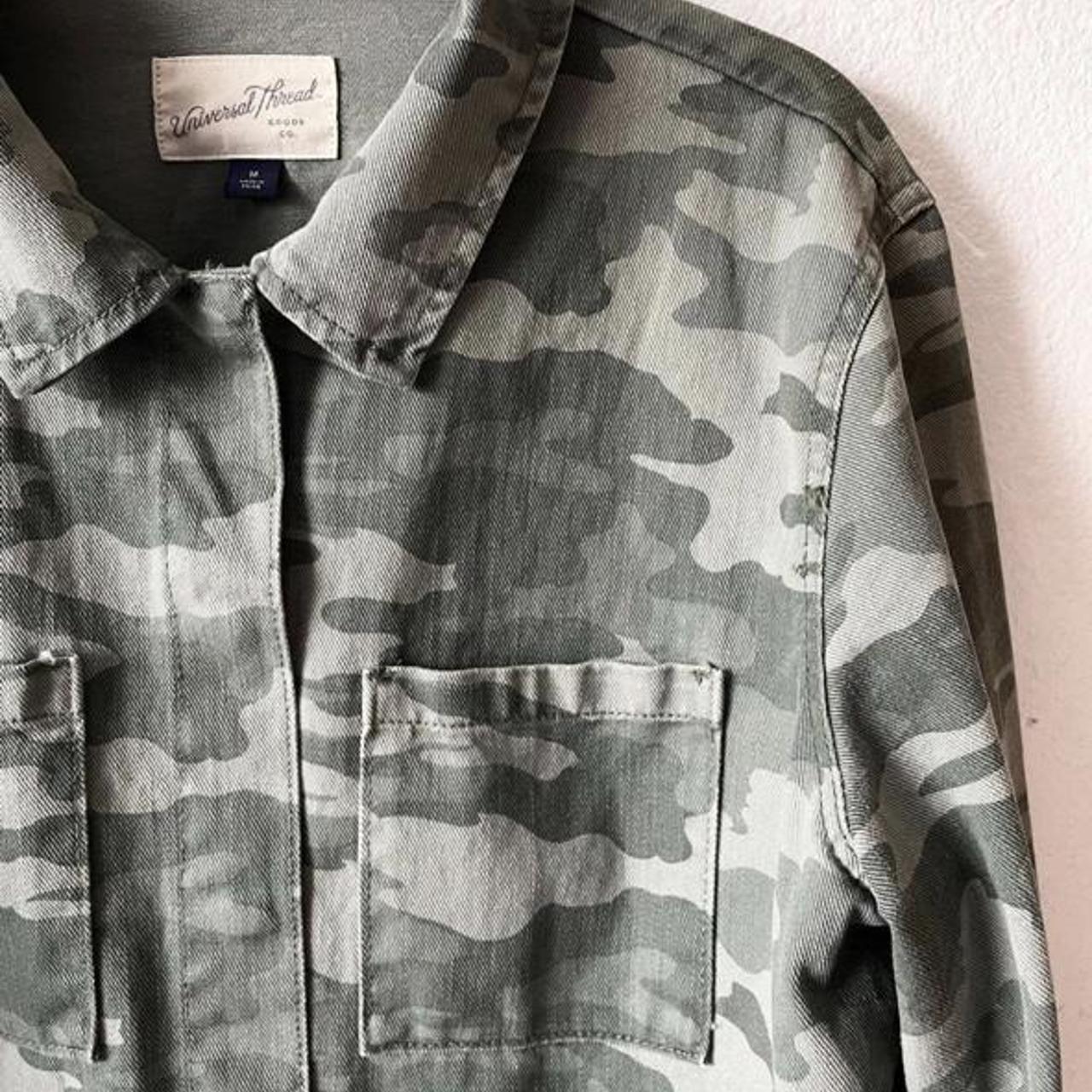 universal thread camo jacket