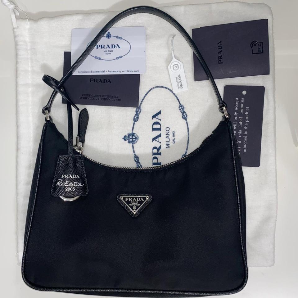 Mini borsa Prada in nylon e saffiano. #prada #saffiano - Depop