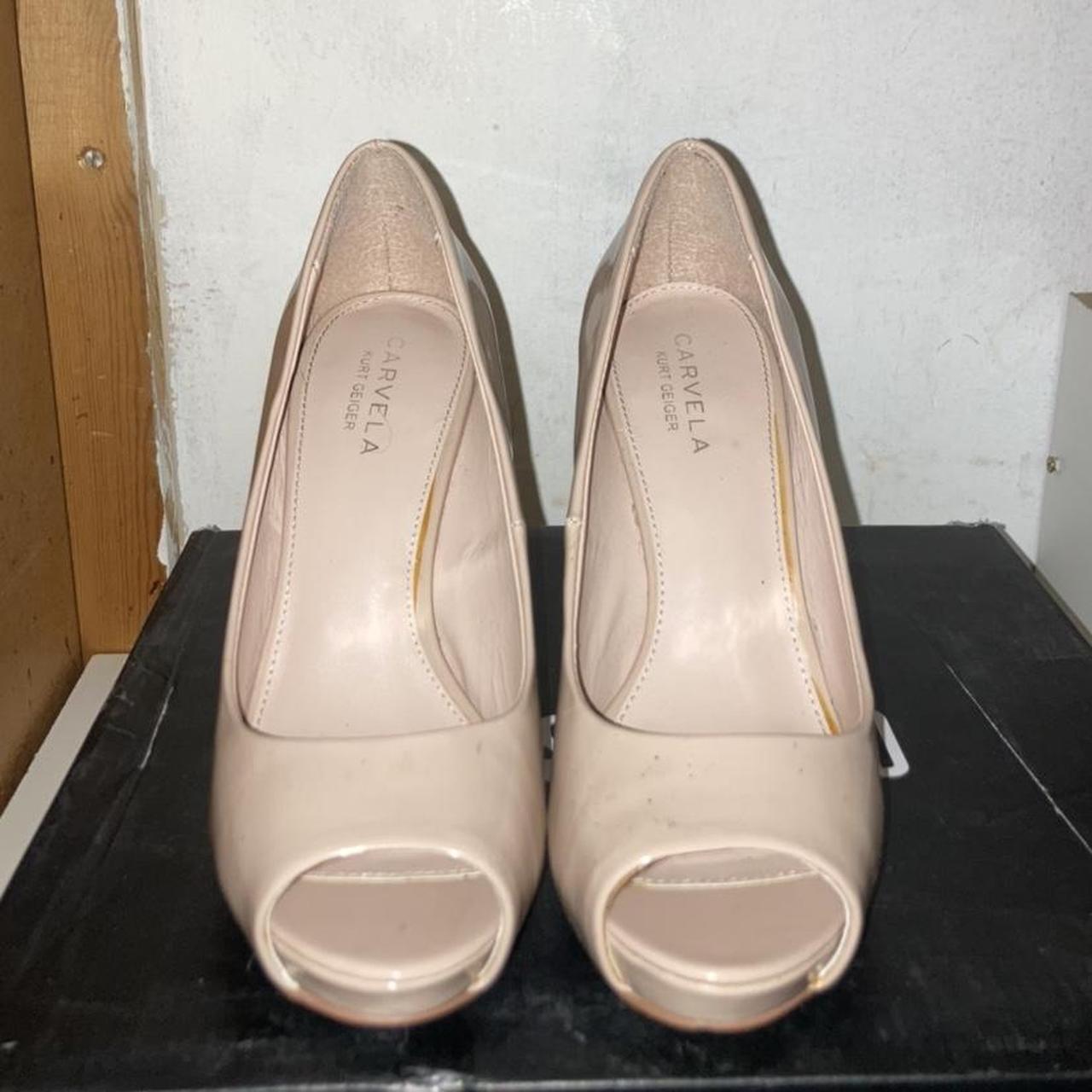 carvela nude heels