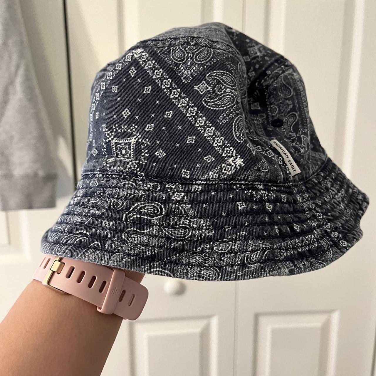 American Eagle REVERSIBLE bucket hat Never worn,... - Depop