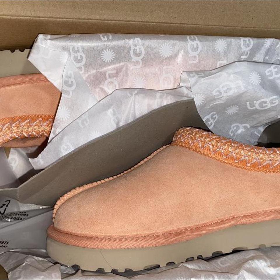 Tasman ugg WOMEN size 5. Color grapefruit. Brandnew Depop