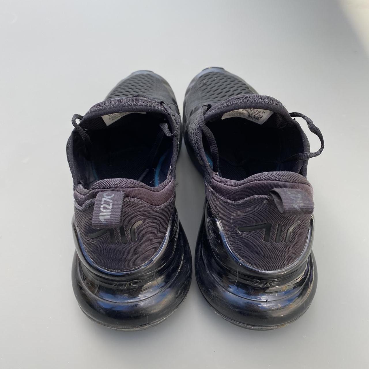 Airmax 270’s well used small hole in the material on... - Depop