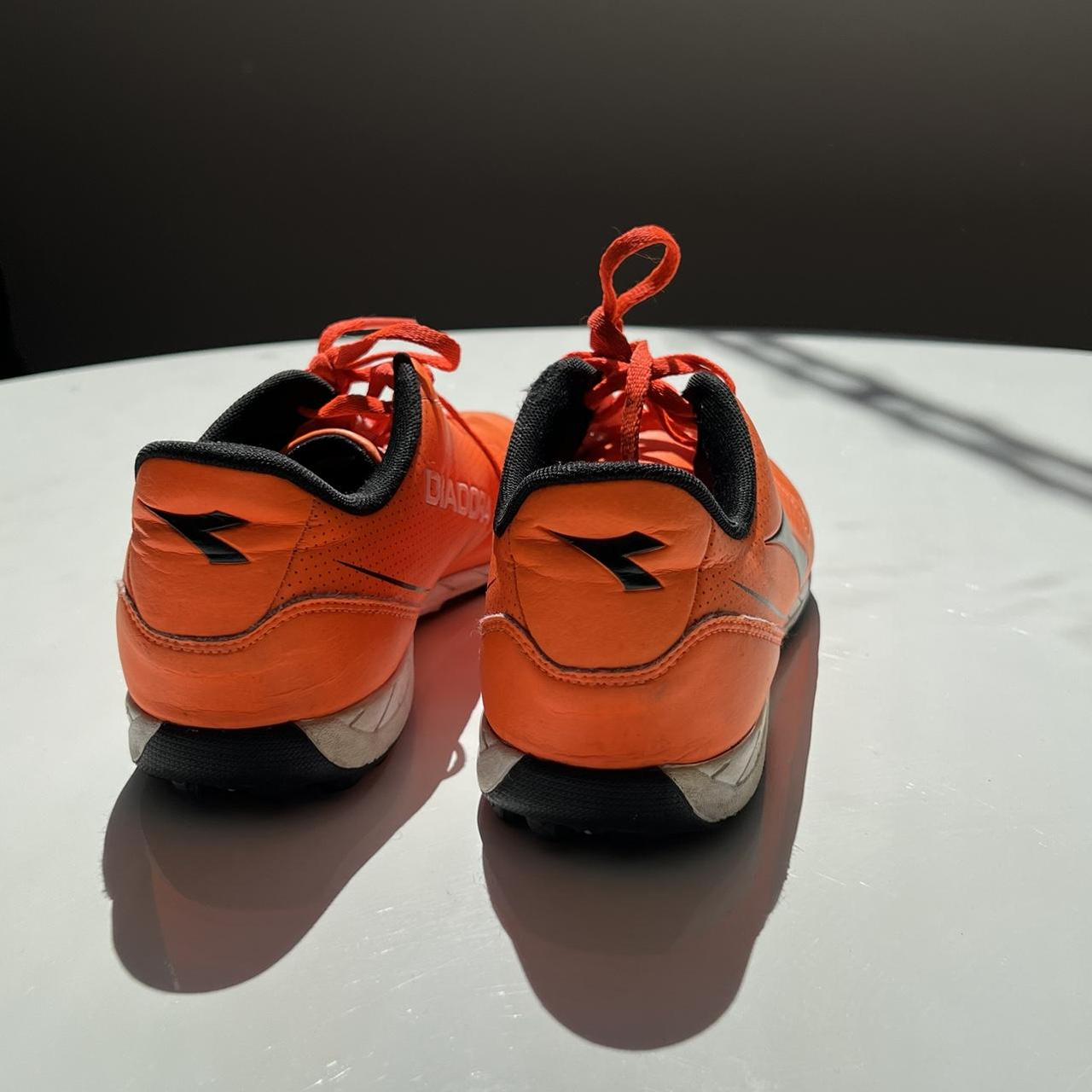 【DIADORA】男女 23-28cm Salto Orange 送料/関税込 Women's Diadora Footwear – Running Lab