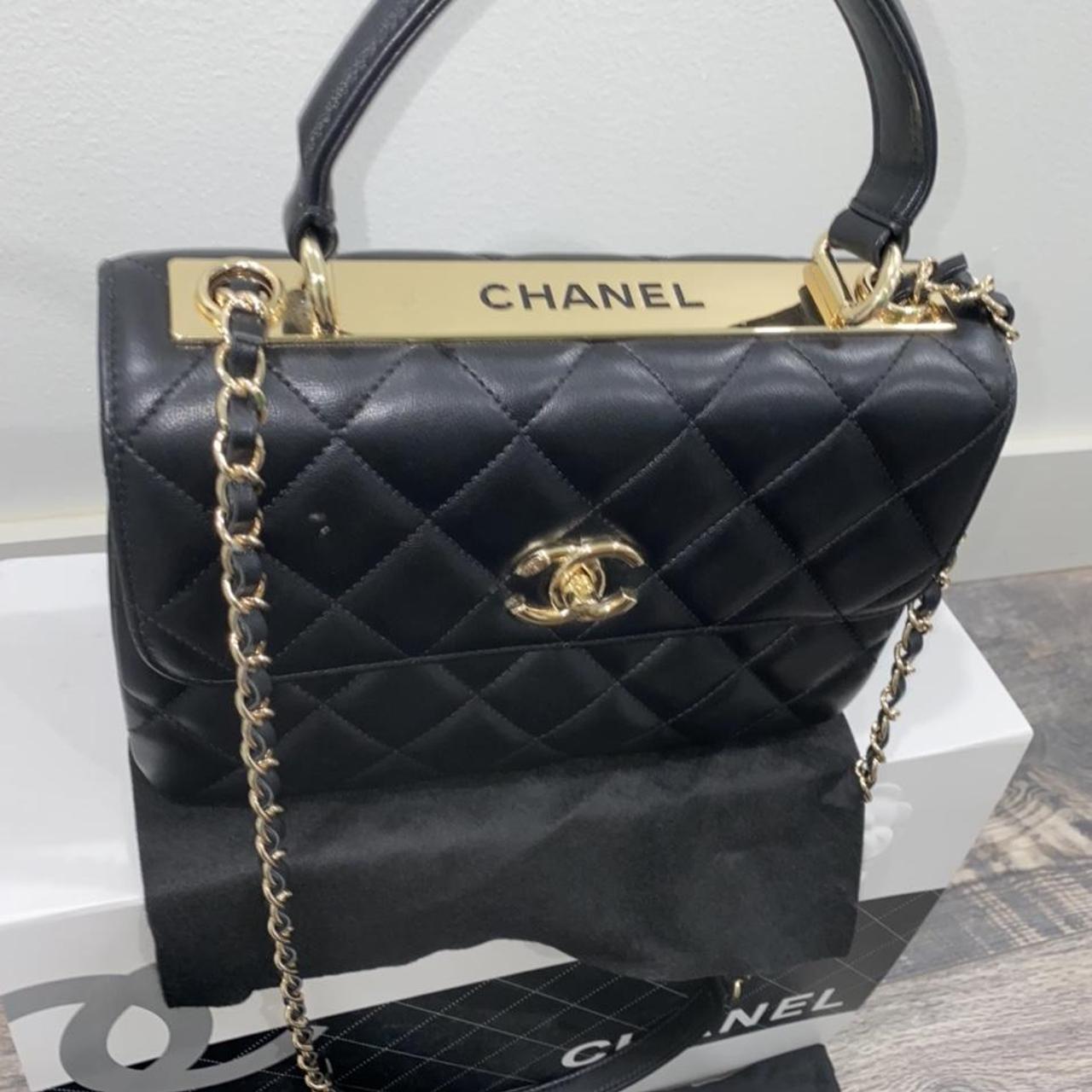 Cc top handle leather hand bag Worn but still in