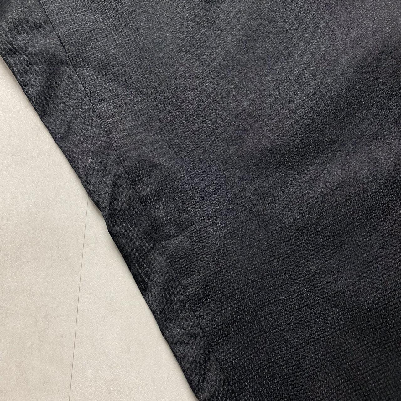 Nike Men's Black and Green Shorts Depop