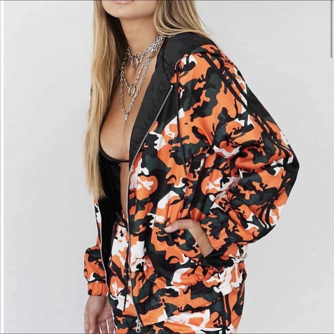 Orange camo store jacket womens