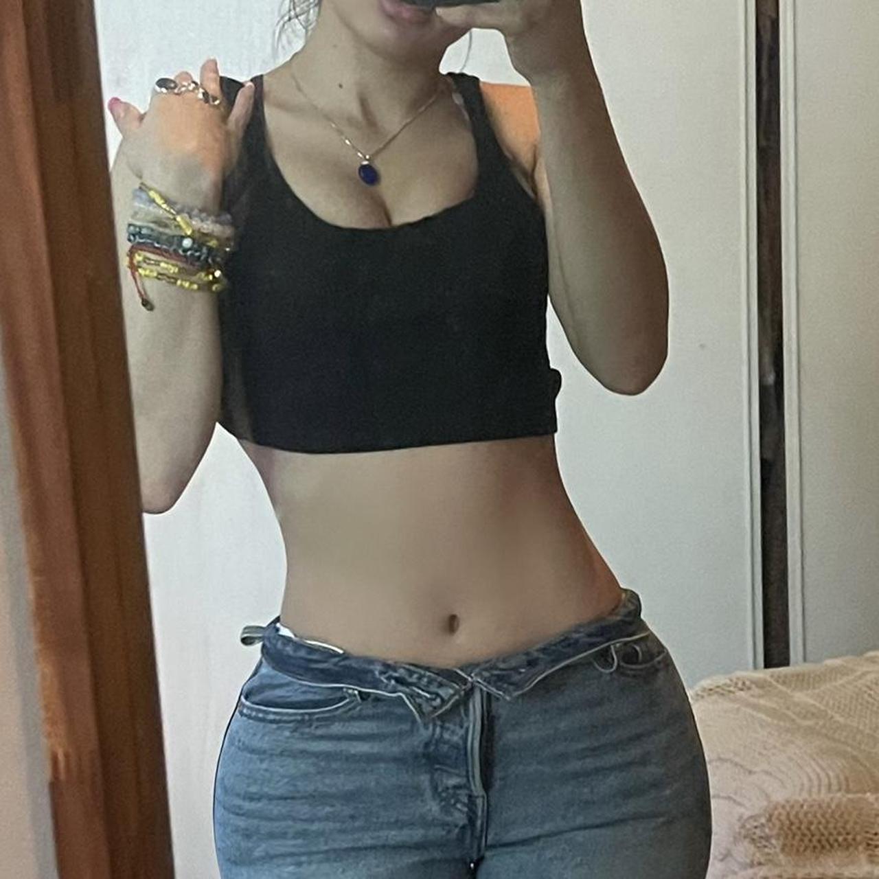 XsS croptop 🖤 #croptop #women #pacsun - Depop