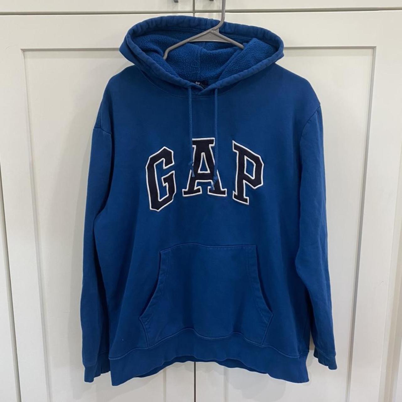 Super cool gap hoodie. Great colors. #gap #hoodie #blue - Depop