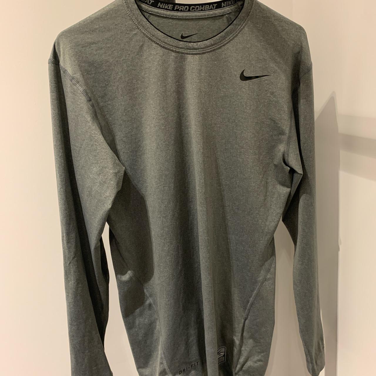 Nike Men's T-shirt | Depop