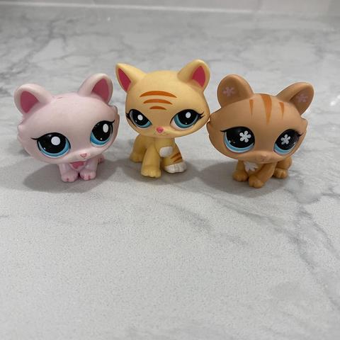 lps laying down cat