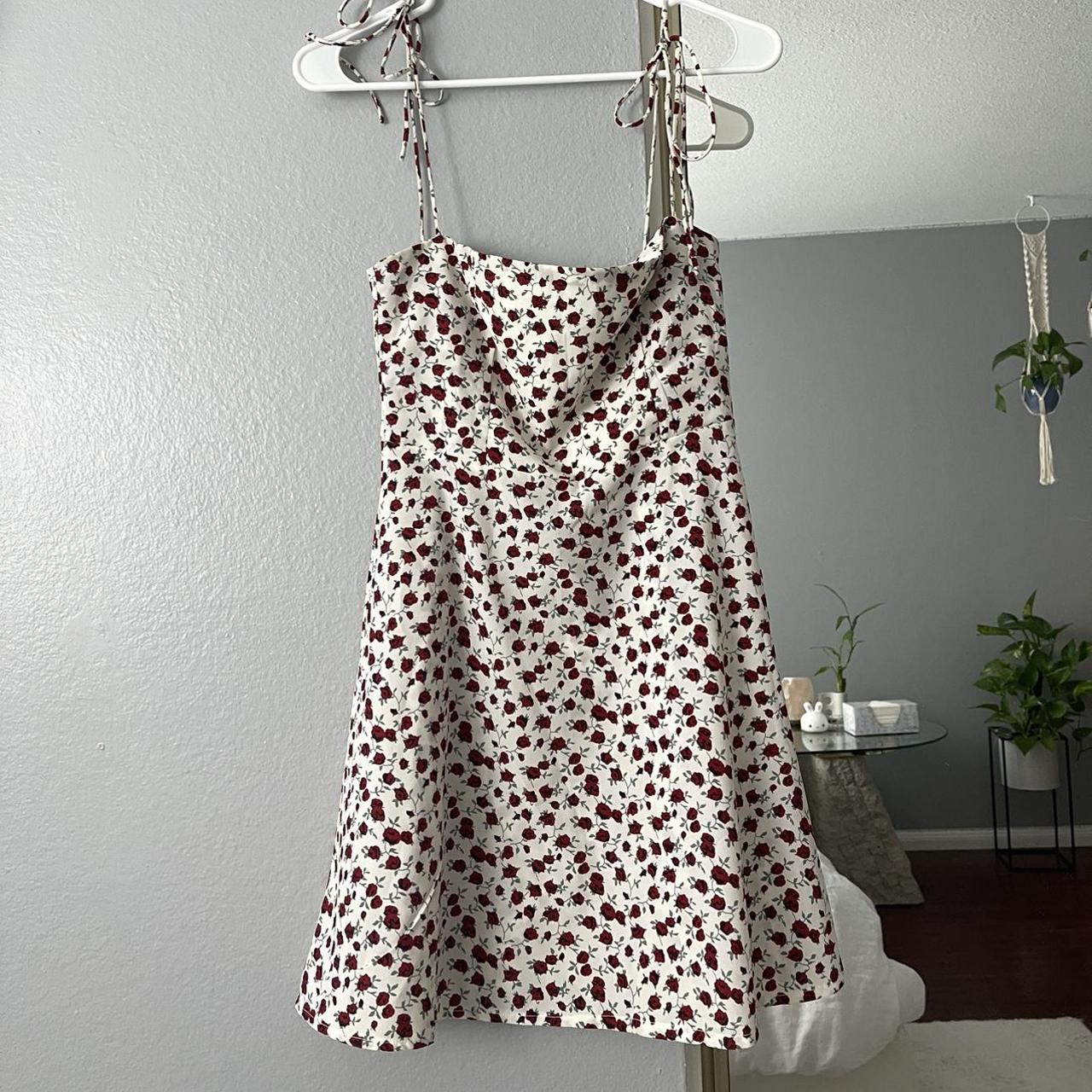 Brandy Melville Women's Red and White Dress | Depop