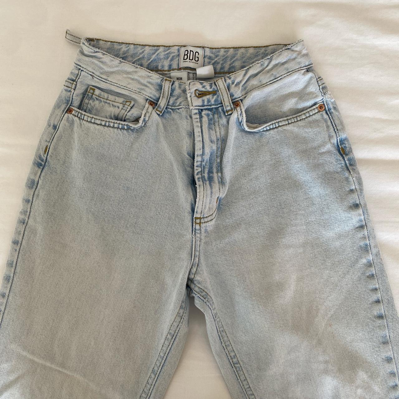 Urban Outfitters mom jeans size 25, in the perfect... - Depop