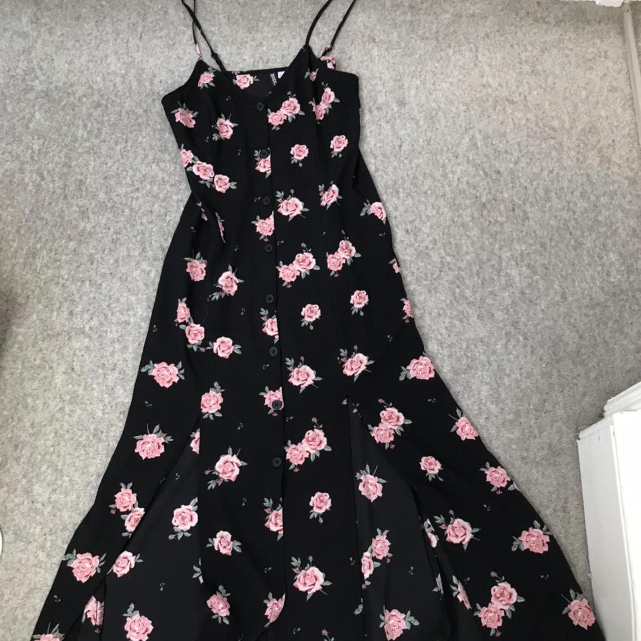 H&M Women's Black and Pink Dress Depop