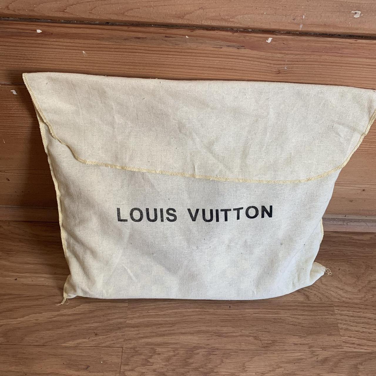 louis vuitton dust bag 9.25 x 15.75 inches no flaws - Depop