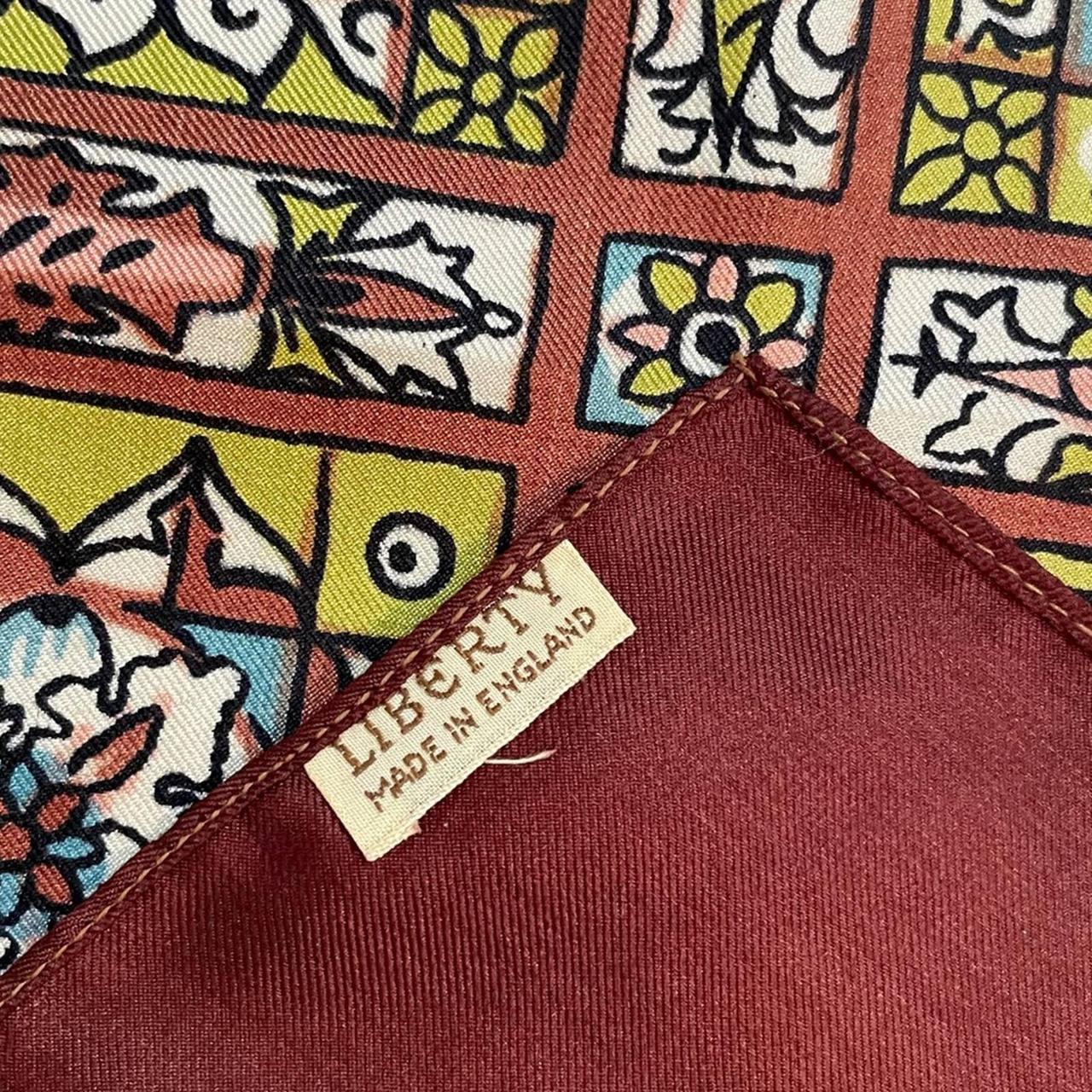 Liberty London Women's Red and Green Scarf-wraps (2)