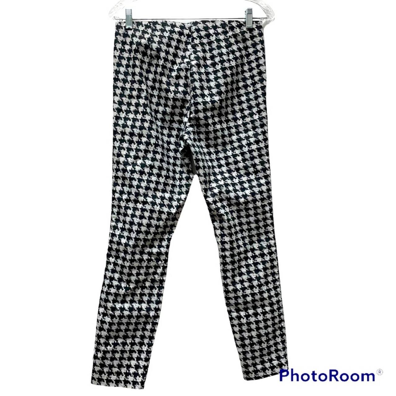 H&M Women's Black and Grey Trousers Depop