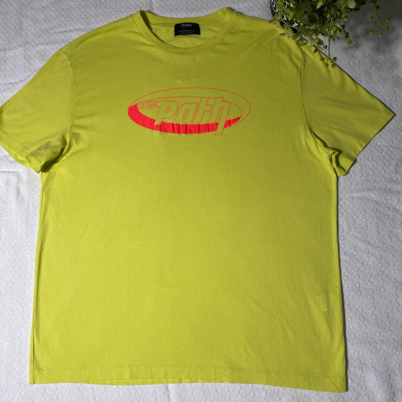 Bershka Men's Yellow and Green T-shirt | Depop