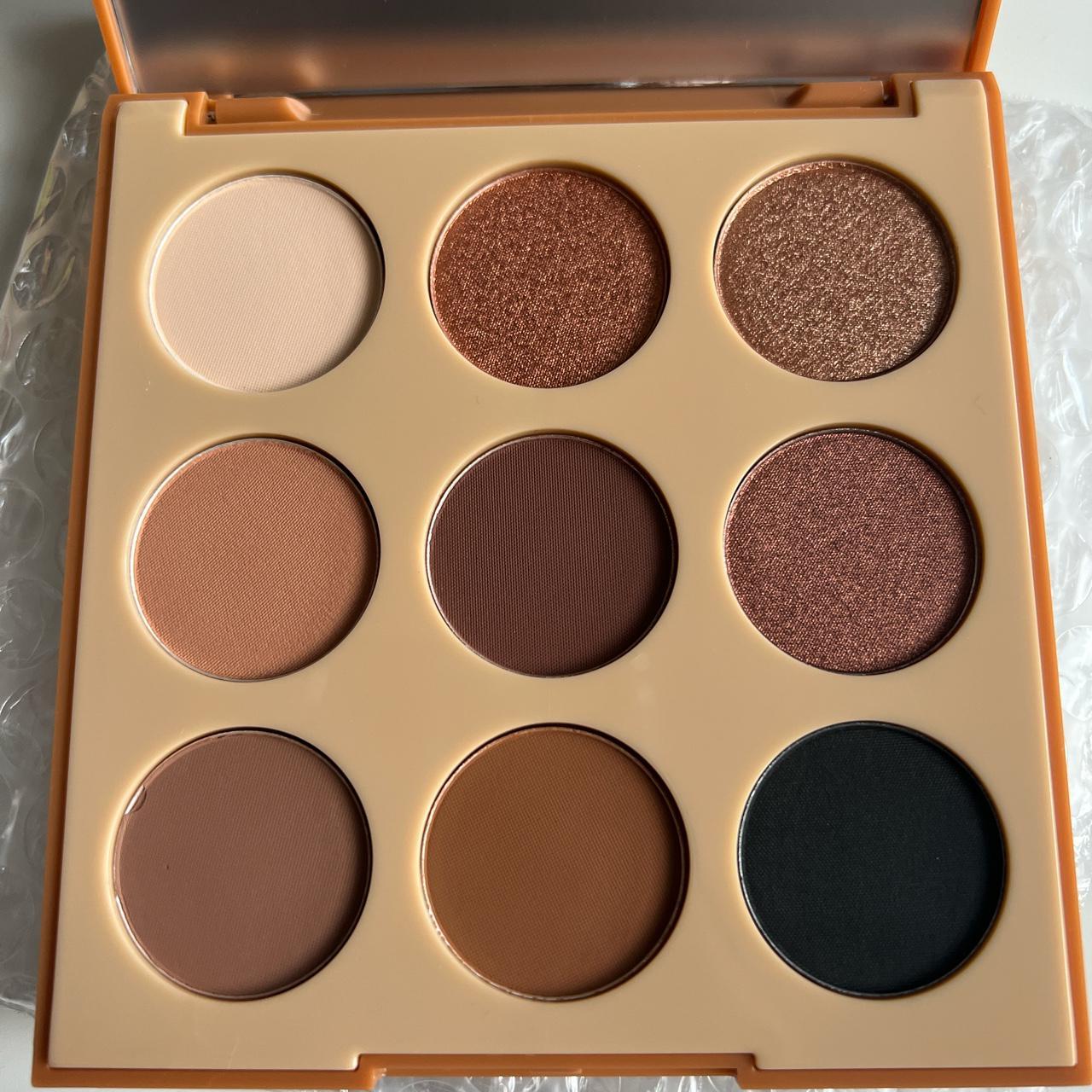 9T Neutral Territory Artistry Palette 11 1g BRAND Depop