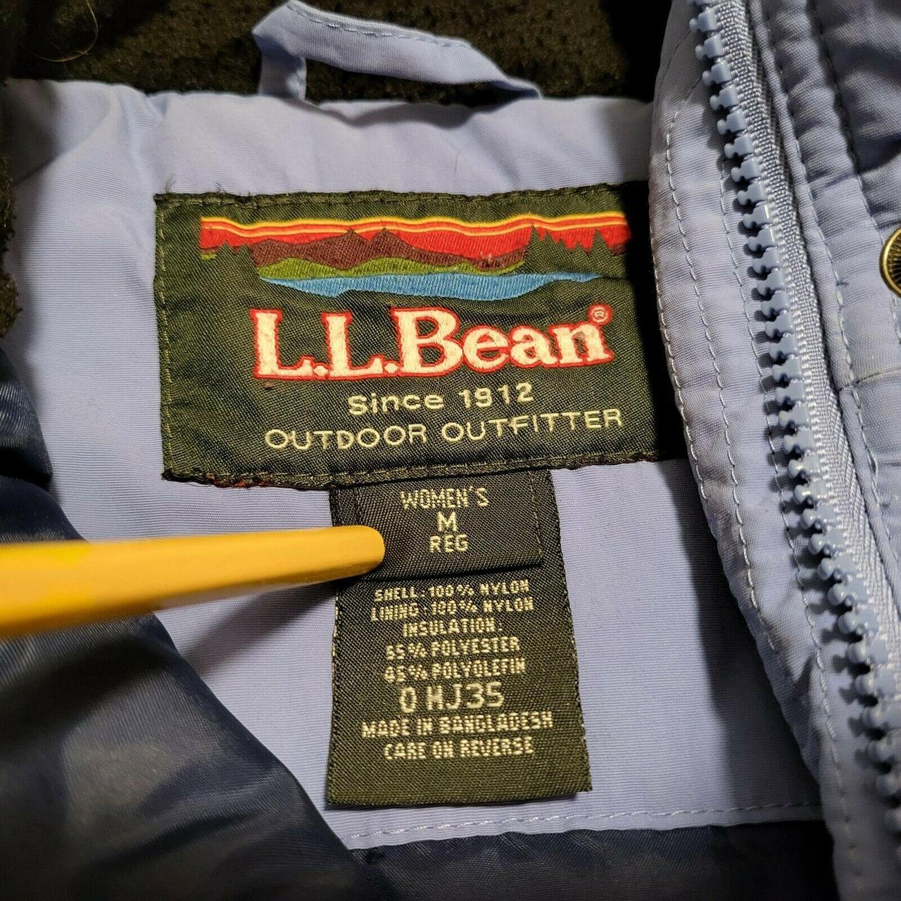 LL Bean Womens Ski Parka Hooded Jacket Winter Coat... Depop