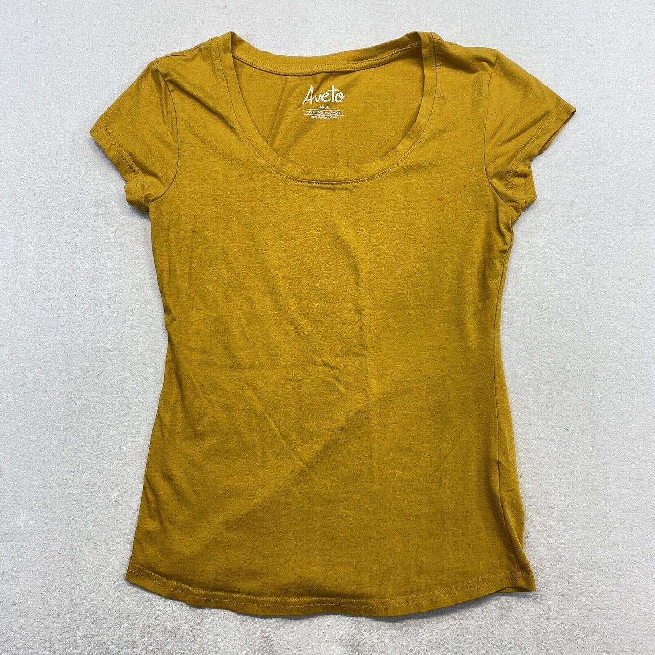 Product Image 1 - Aveto T Shirt Womens Large