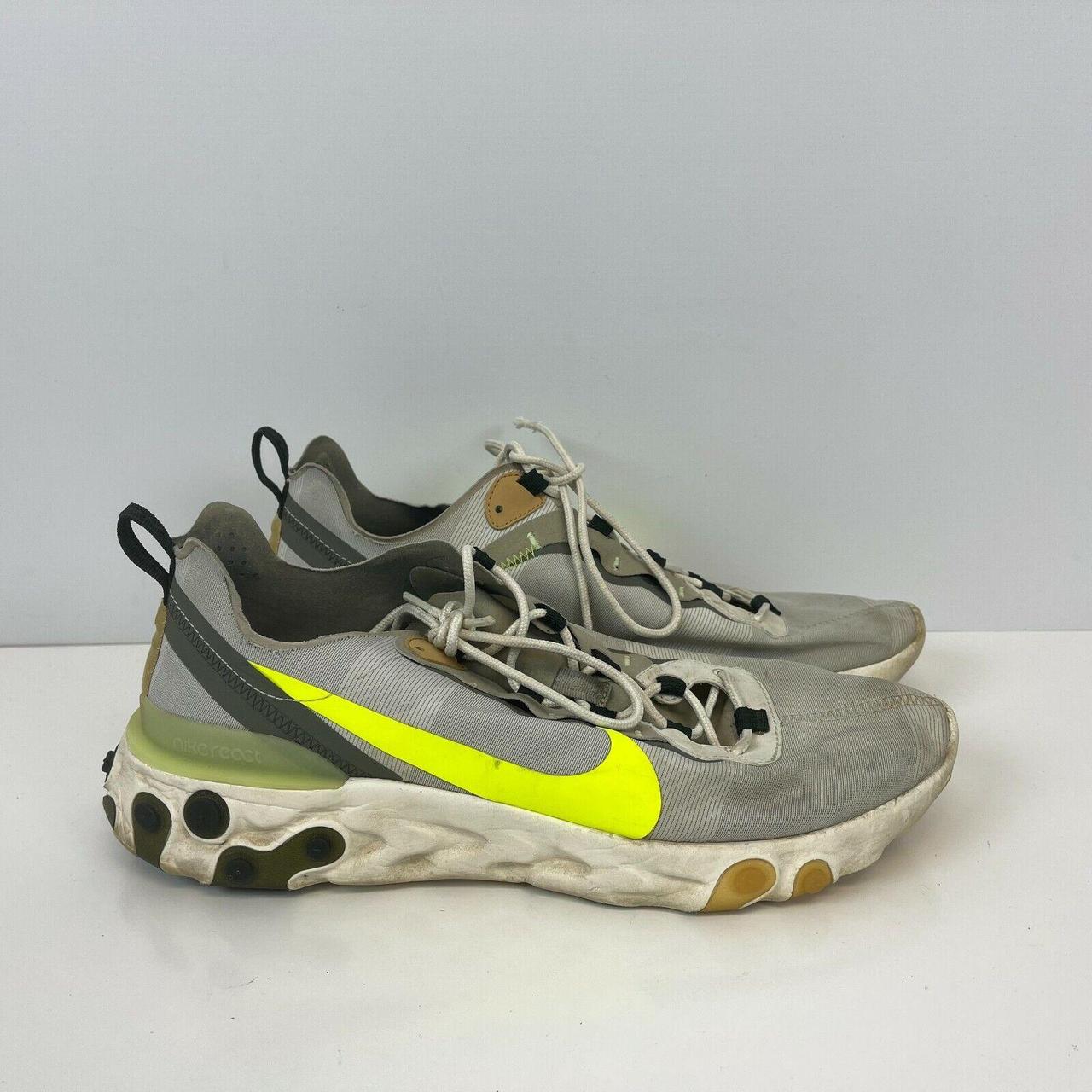 nike react element 55 cargo volt