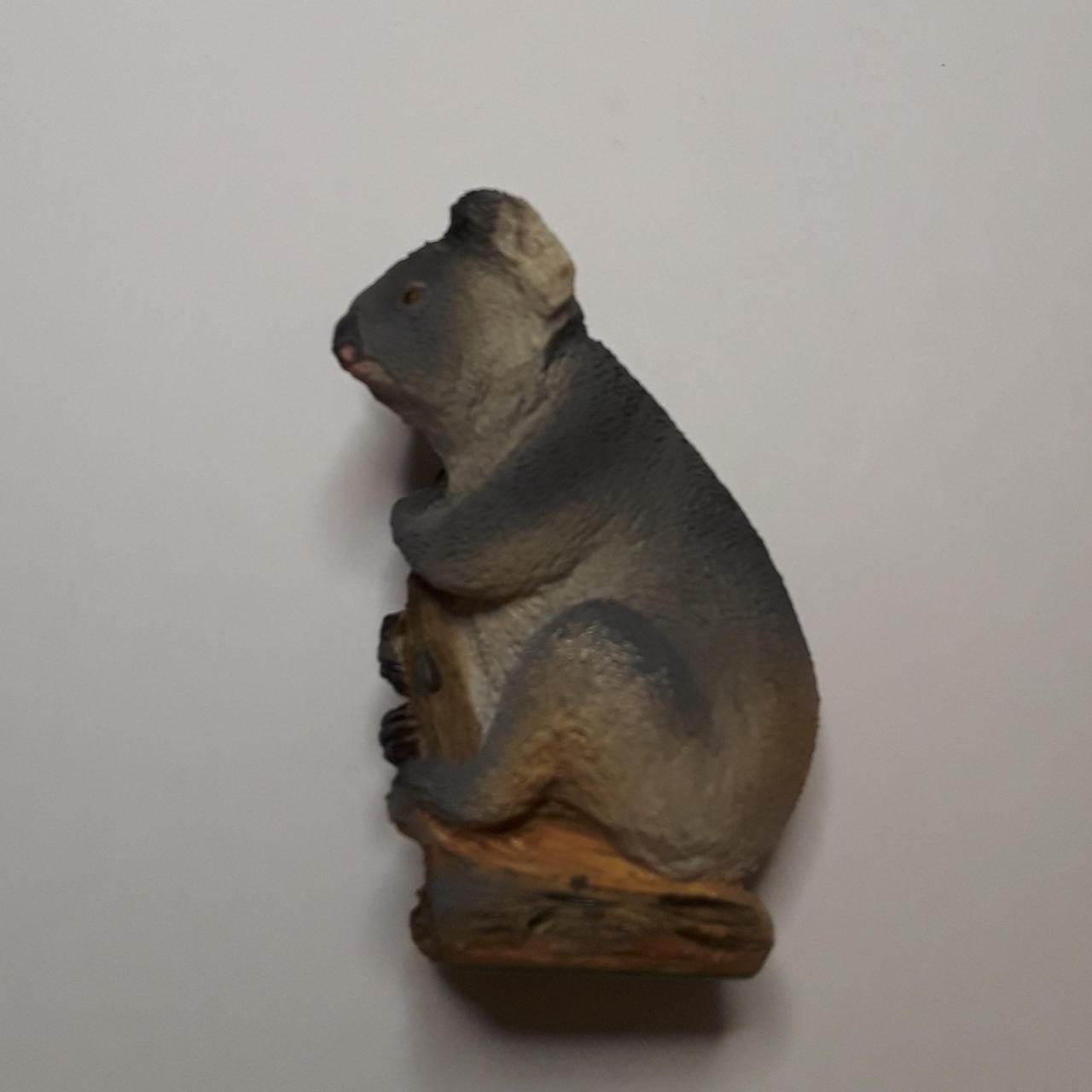 RARE VINTAGE WATTLE CERAMICS AUSTRALIA KOALA BEAR ON... - Depop