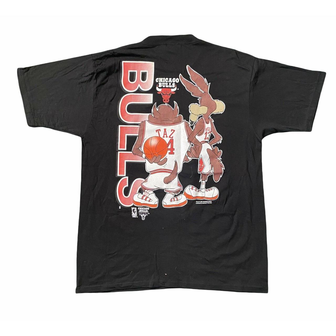 1994 Looney Tunes Chicago Bulls shirt Sz XL The... - Depop
