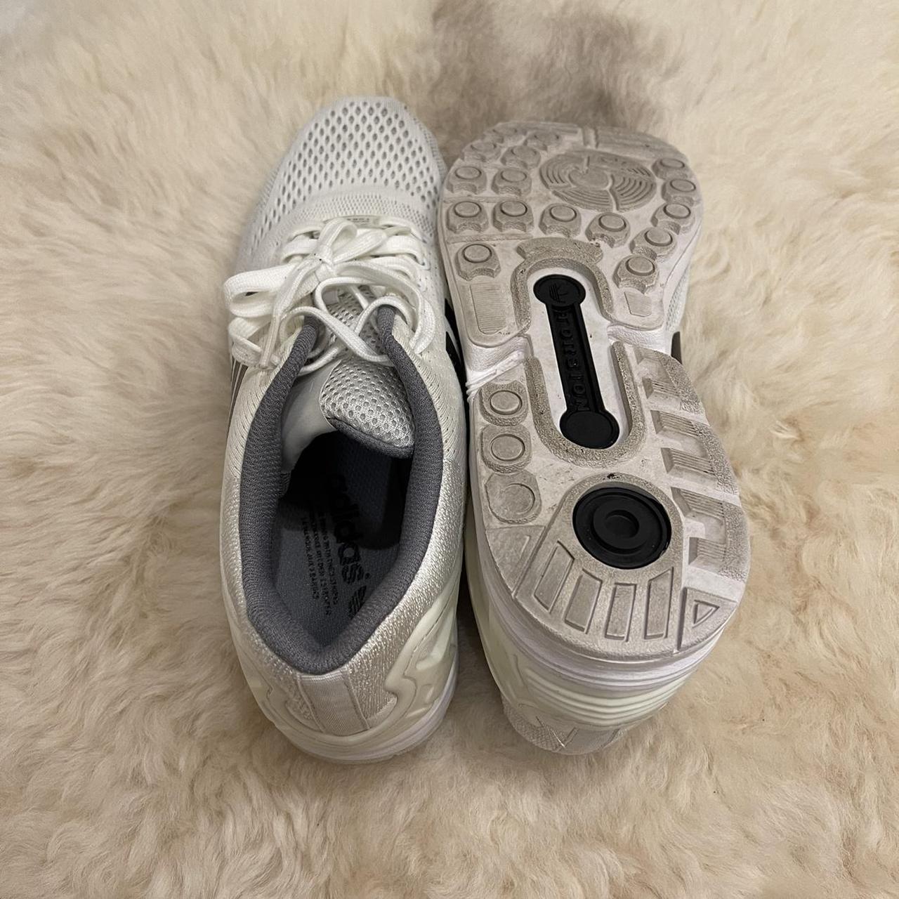 mens black and white adidas trainers