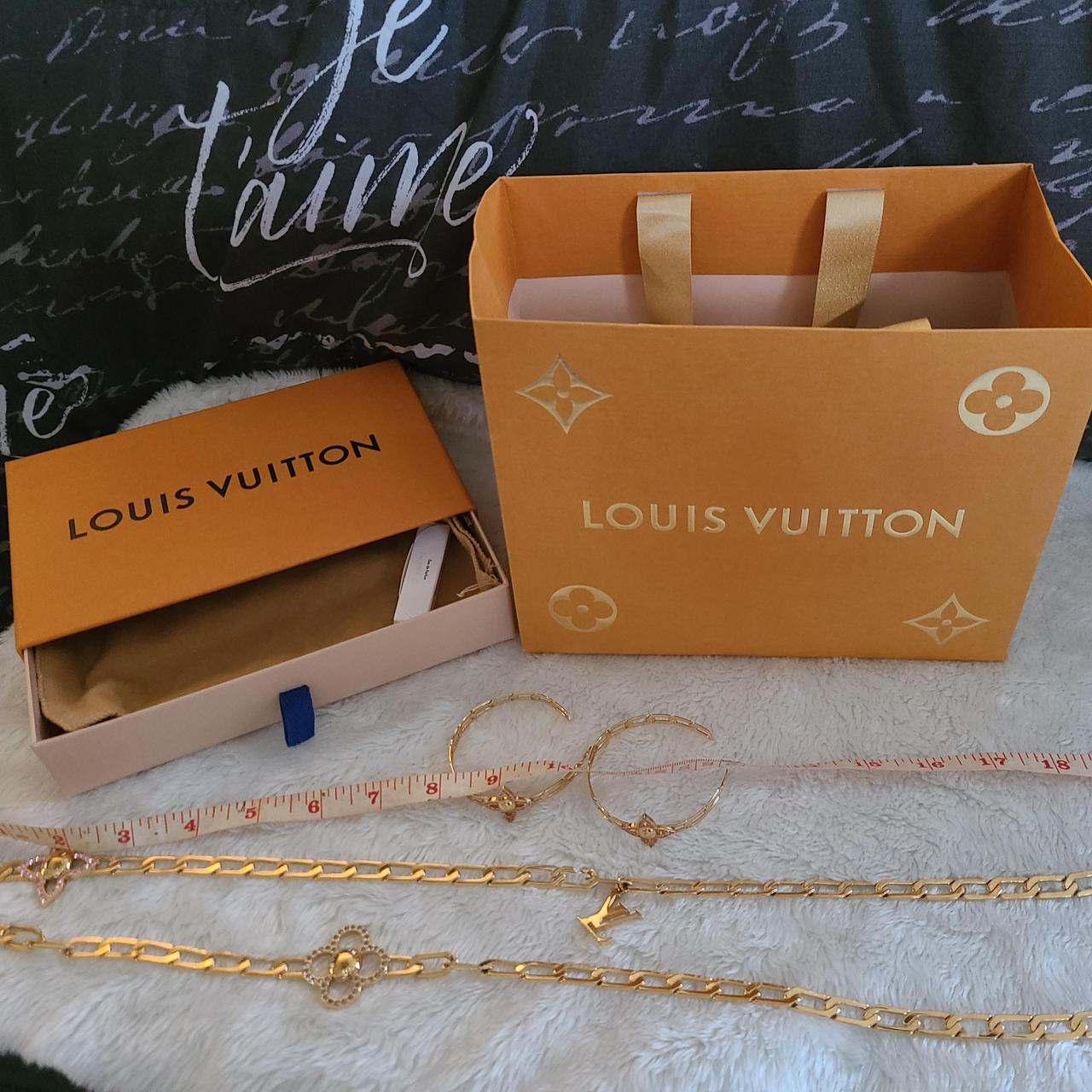 Louis vuitton-paper-bag - Depop