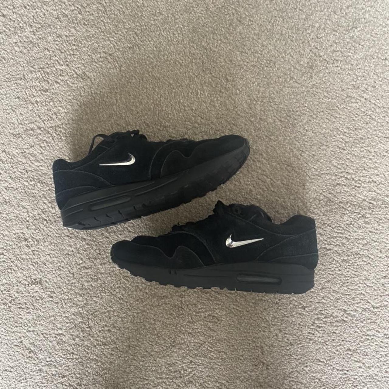 Rare Air max Jewel in All black suede with Depop