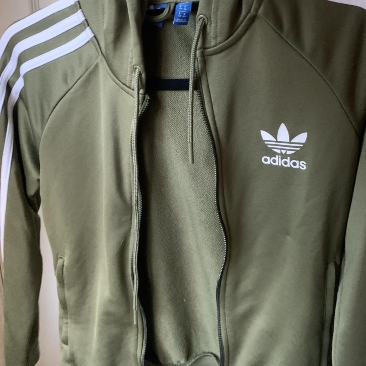 Olive green jacket adidas online