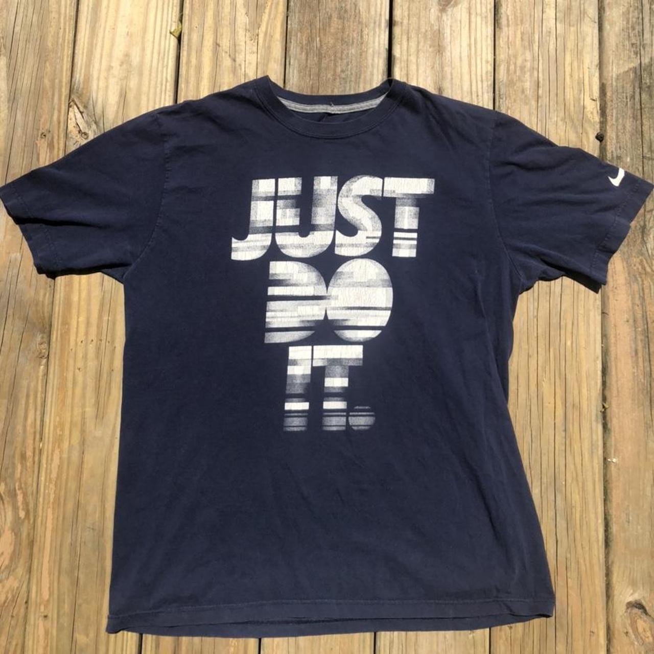 Nike Men's Navy and White T-shirt | Depop