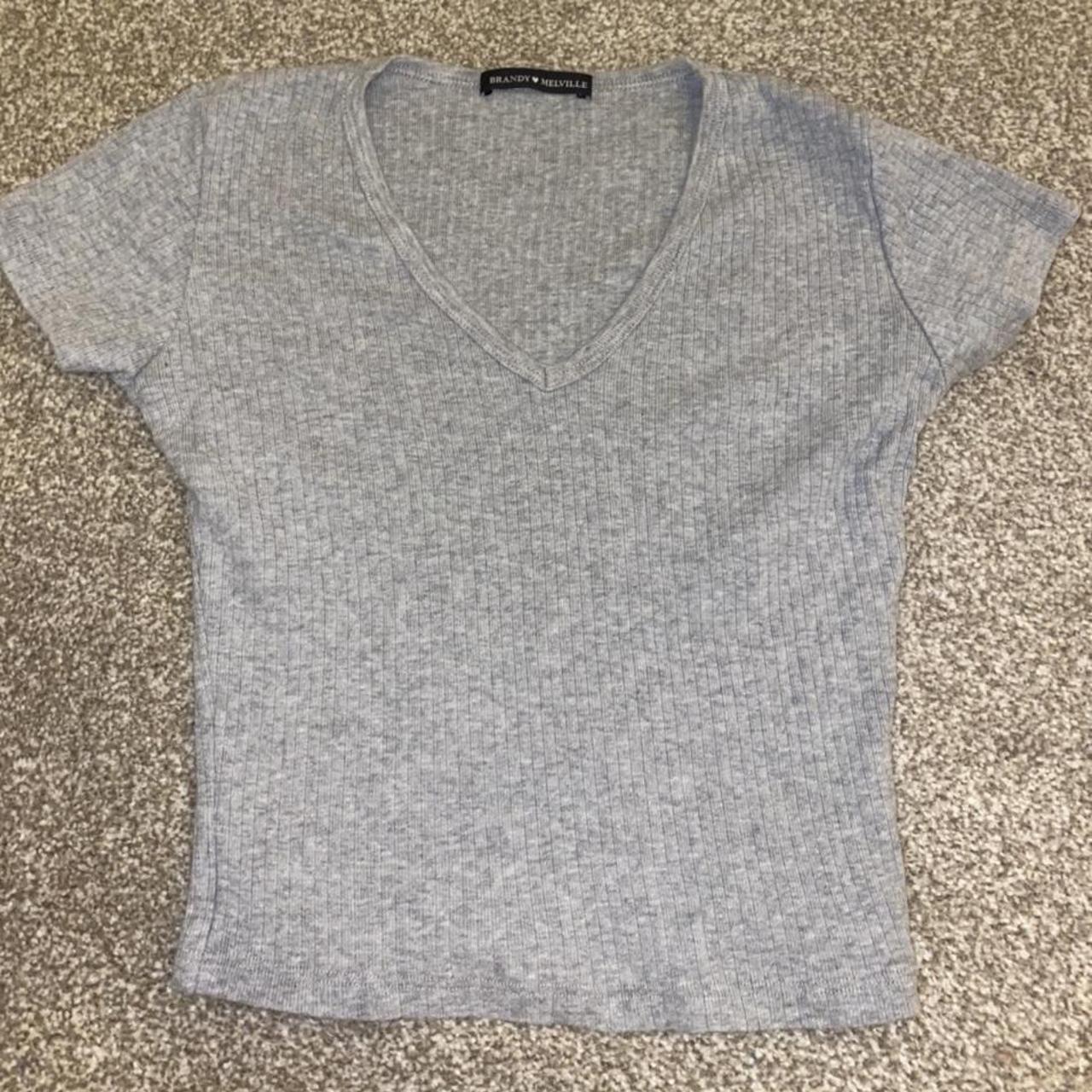 Brandy Melville Women's Tshirt Depop