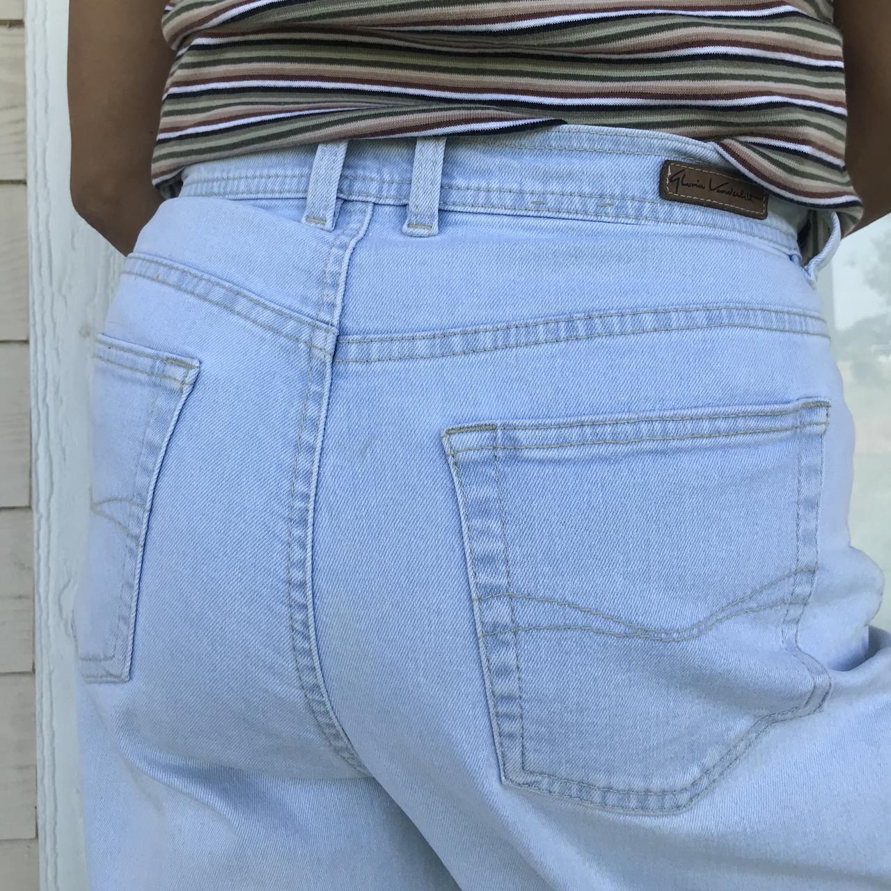 Gloria Vanderbilt Amanda Jeans Sz 22W Average - Depop