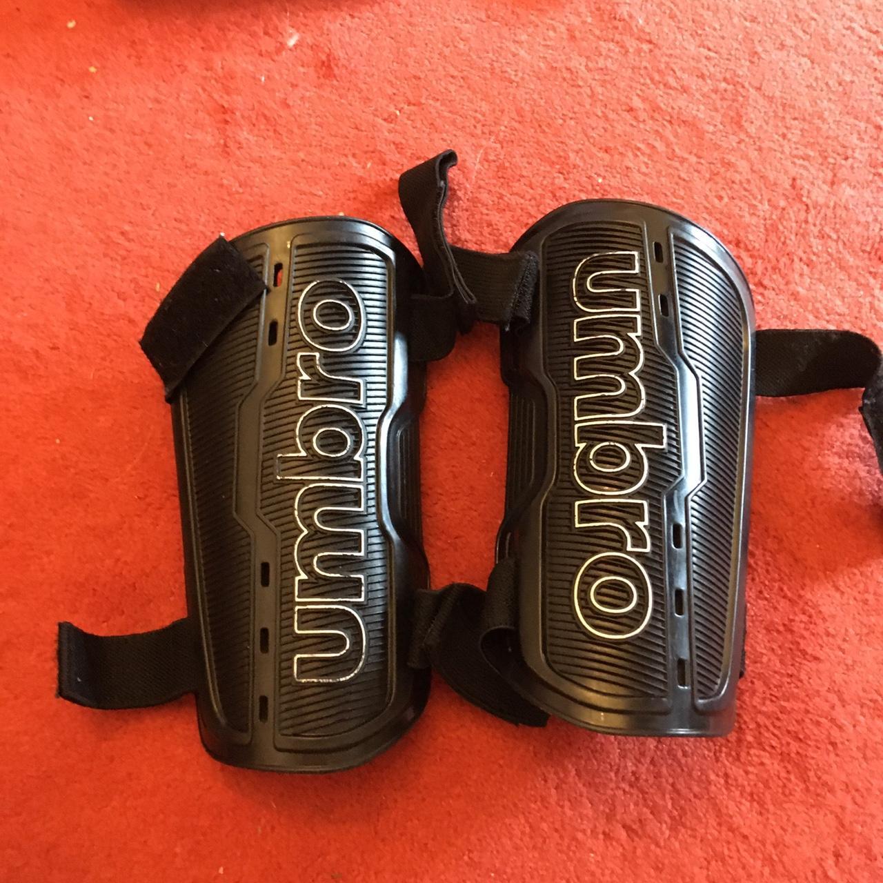 umbro shin pads