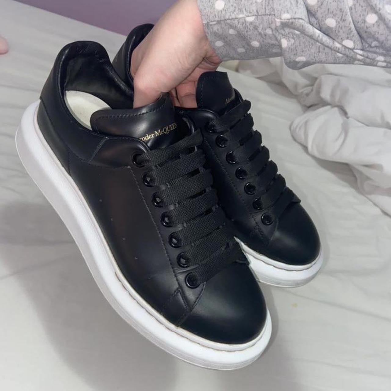 alexander mcqueen 5.5