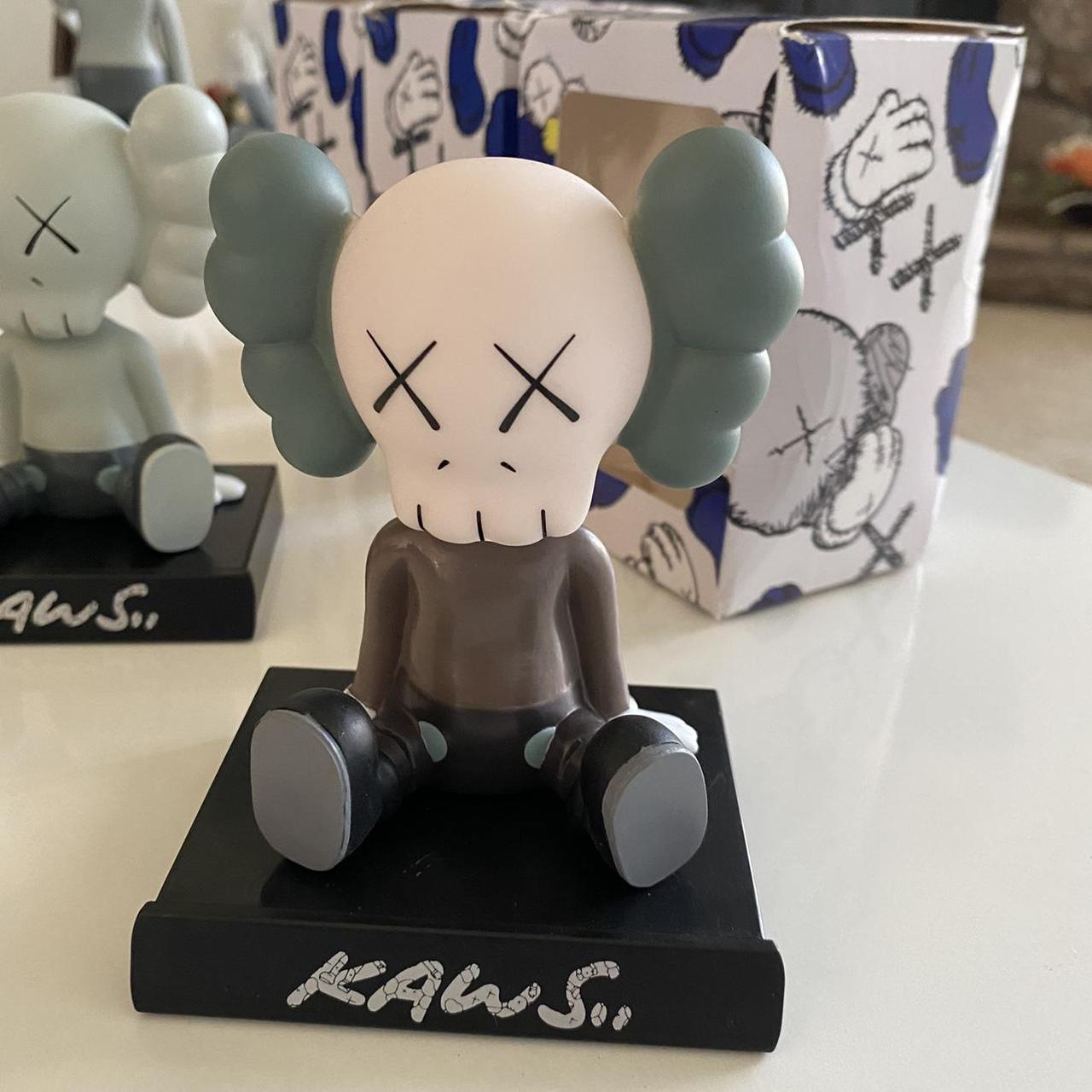 ラクマshop Kaws bobble head dolls Car or room accessory | Depop