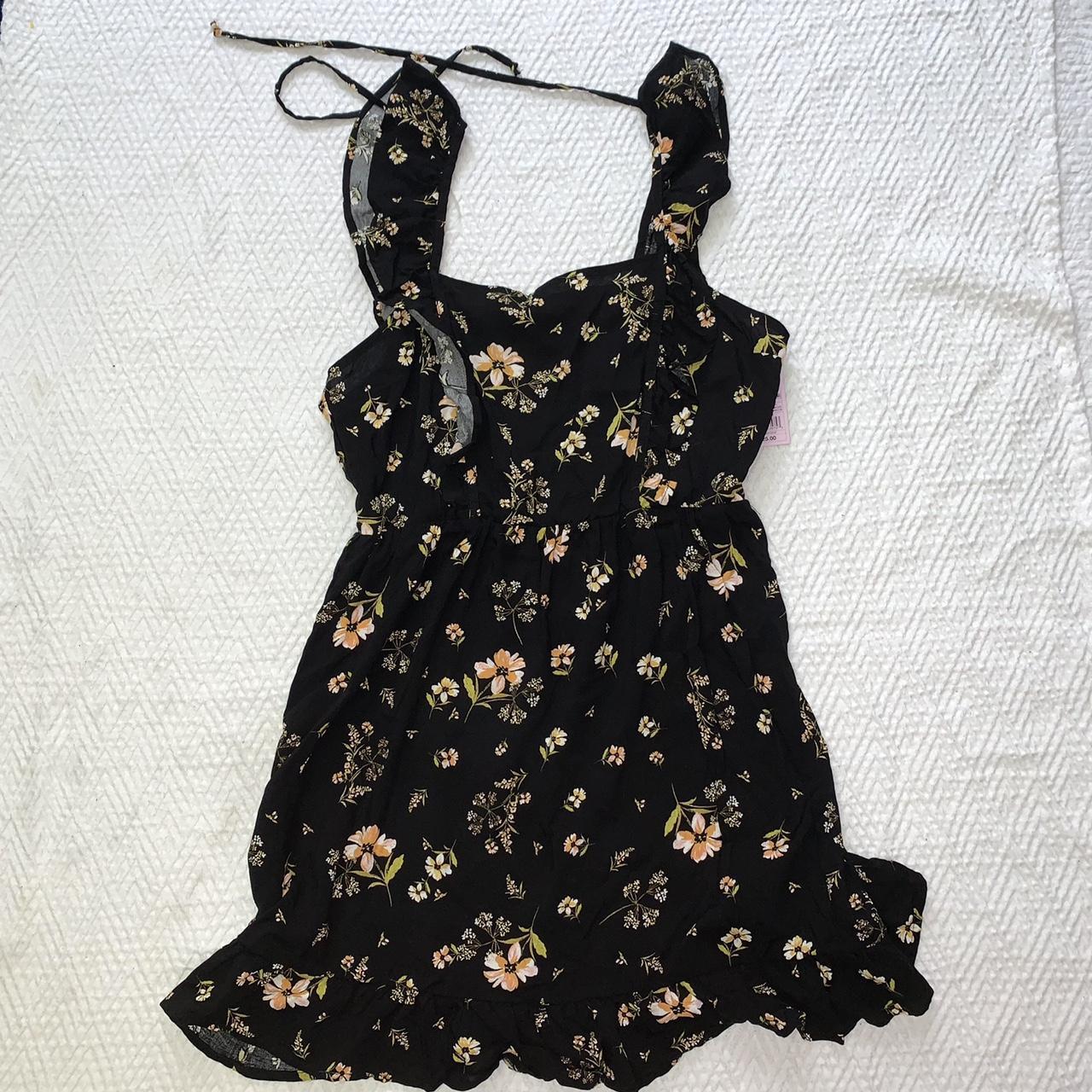 Flowery summer dress. Wild fable which is a target... - Depop