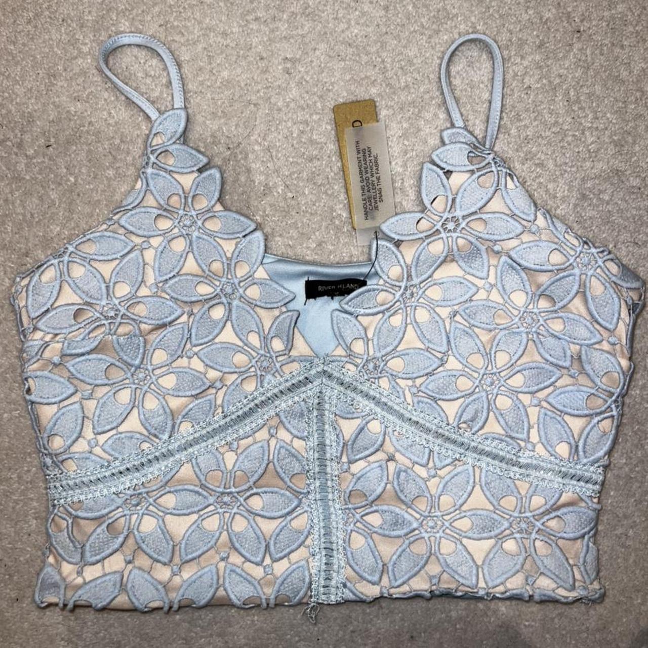 item listed by elenidc1