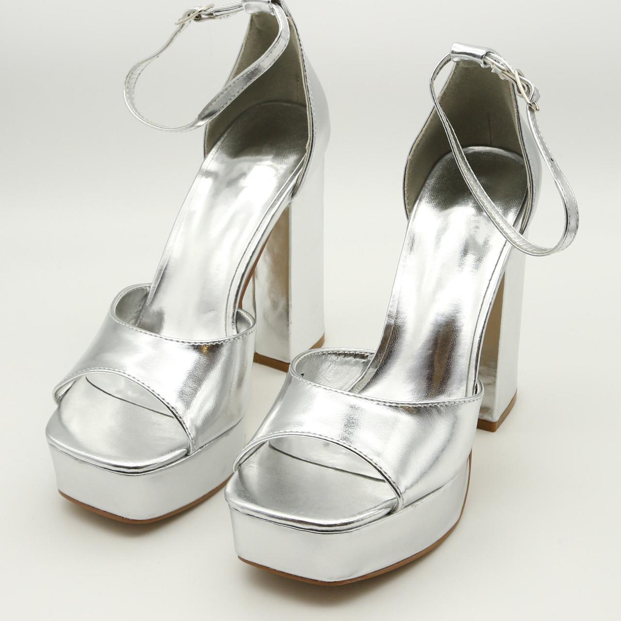 Women's Silver Metallic Platform Heel Sandals Size 2... - Depop