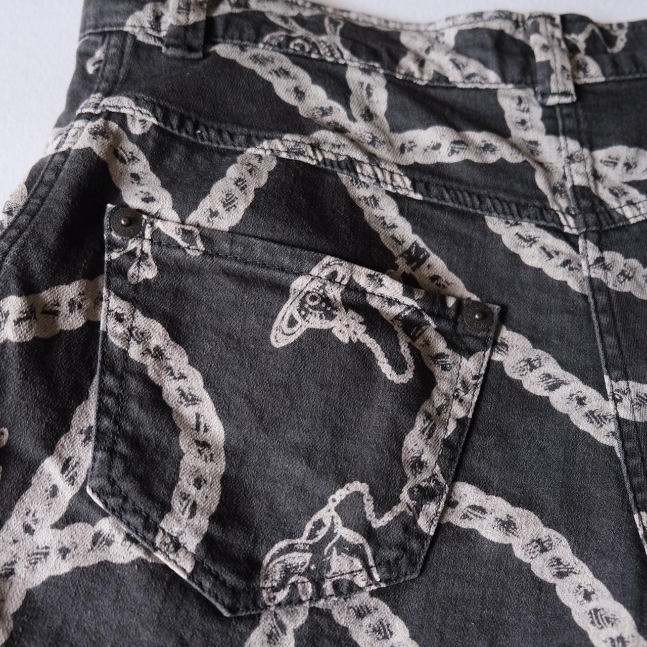 Vivienne Westwood Women's Grey Shorts (4)