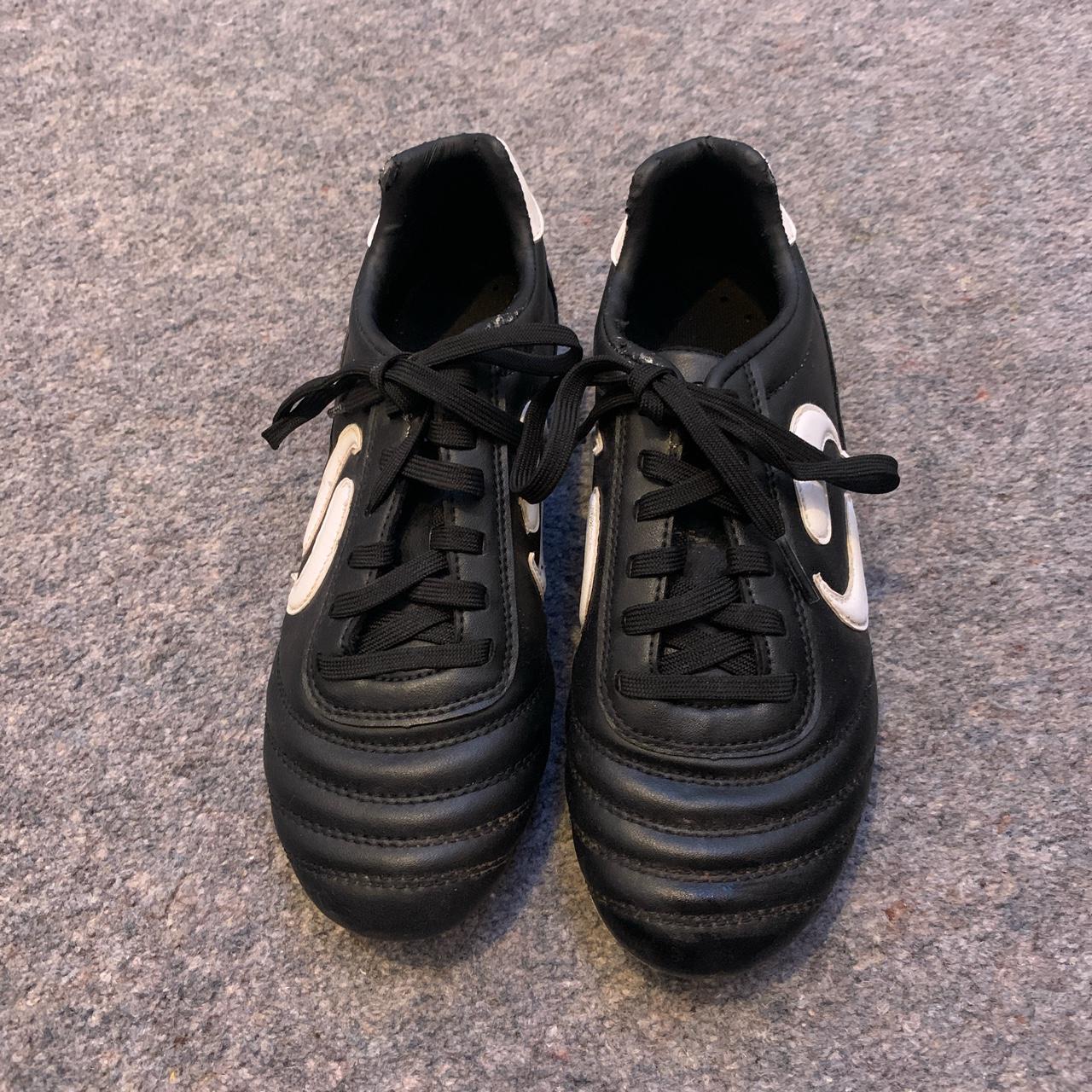 sondico football boots plastic studs used but in... - Depop