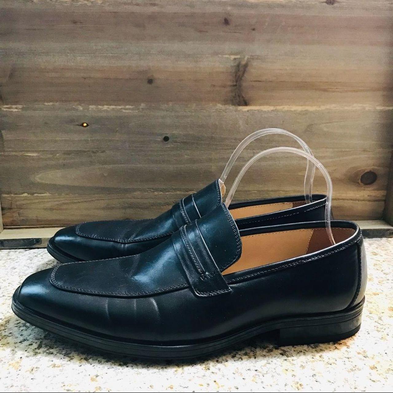 Steve Madden Black leather Loafers No signs of... - Depop