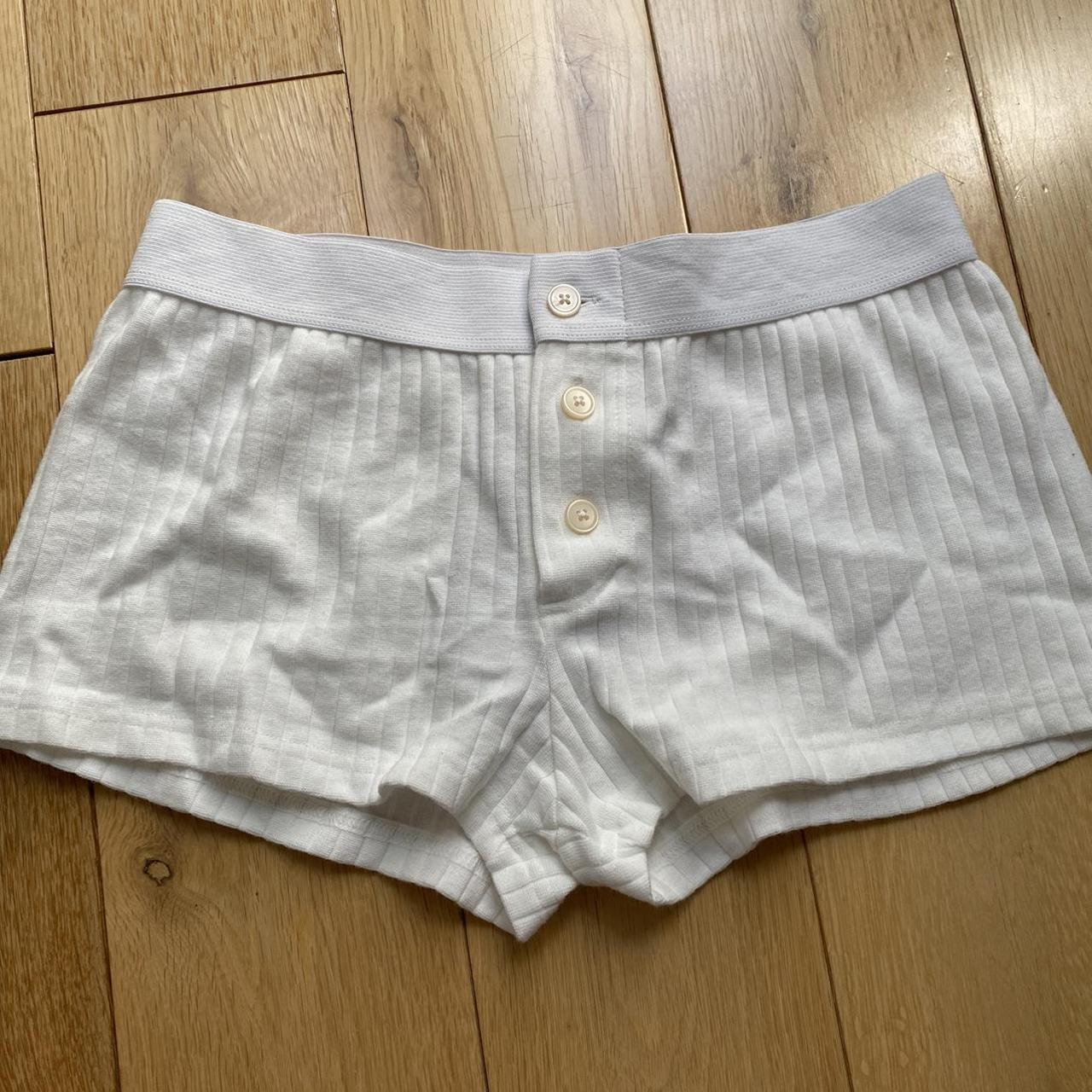 Brand new brandy Melville shorts new with tag... - Depop