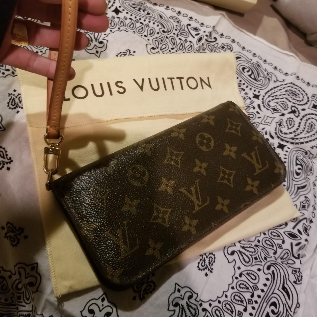 Louis Vuitton slim wallet/purse. This came with a - Depop