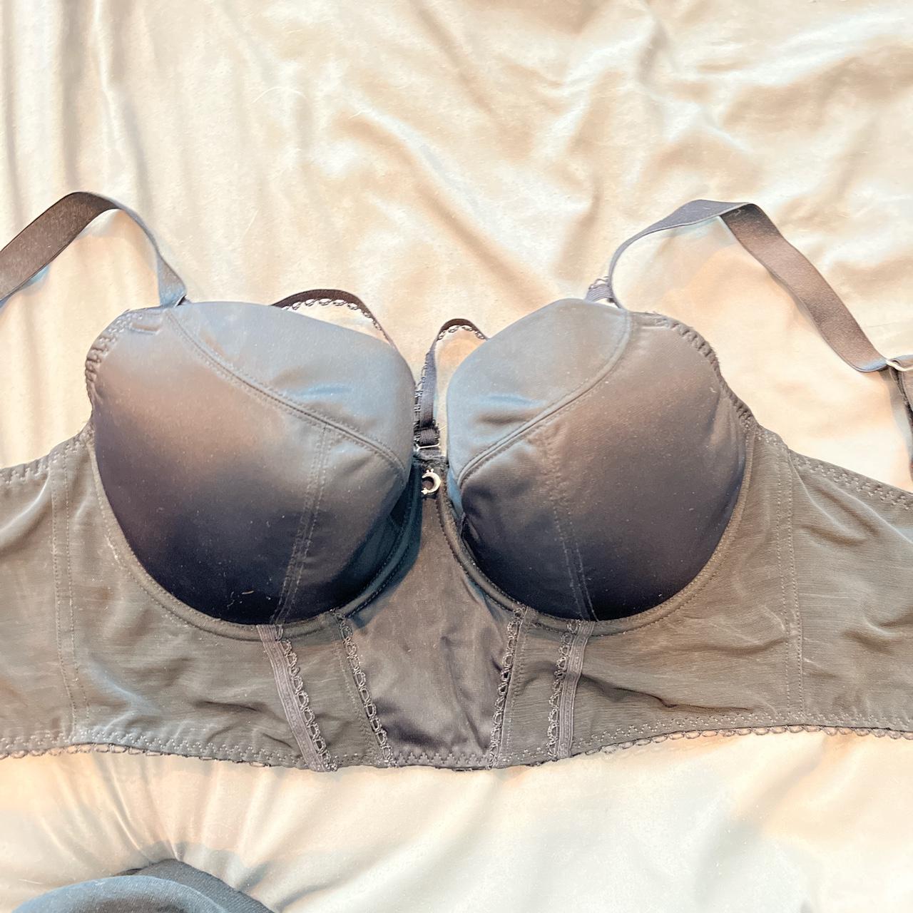 size-30h-30ff-this-bra-is-so-cute-and-i-ve-only-depop