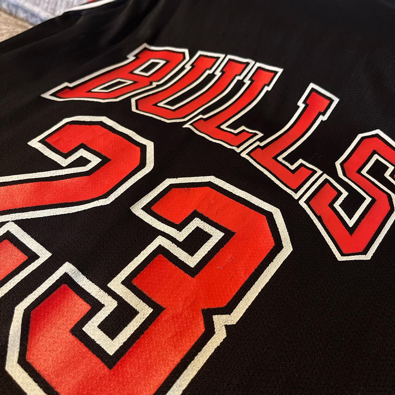 Michael Jordan 90’s vintage Champion Chicago Bulls - Depop