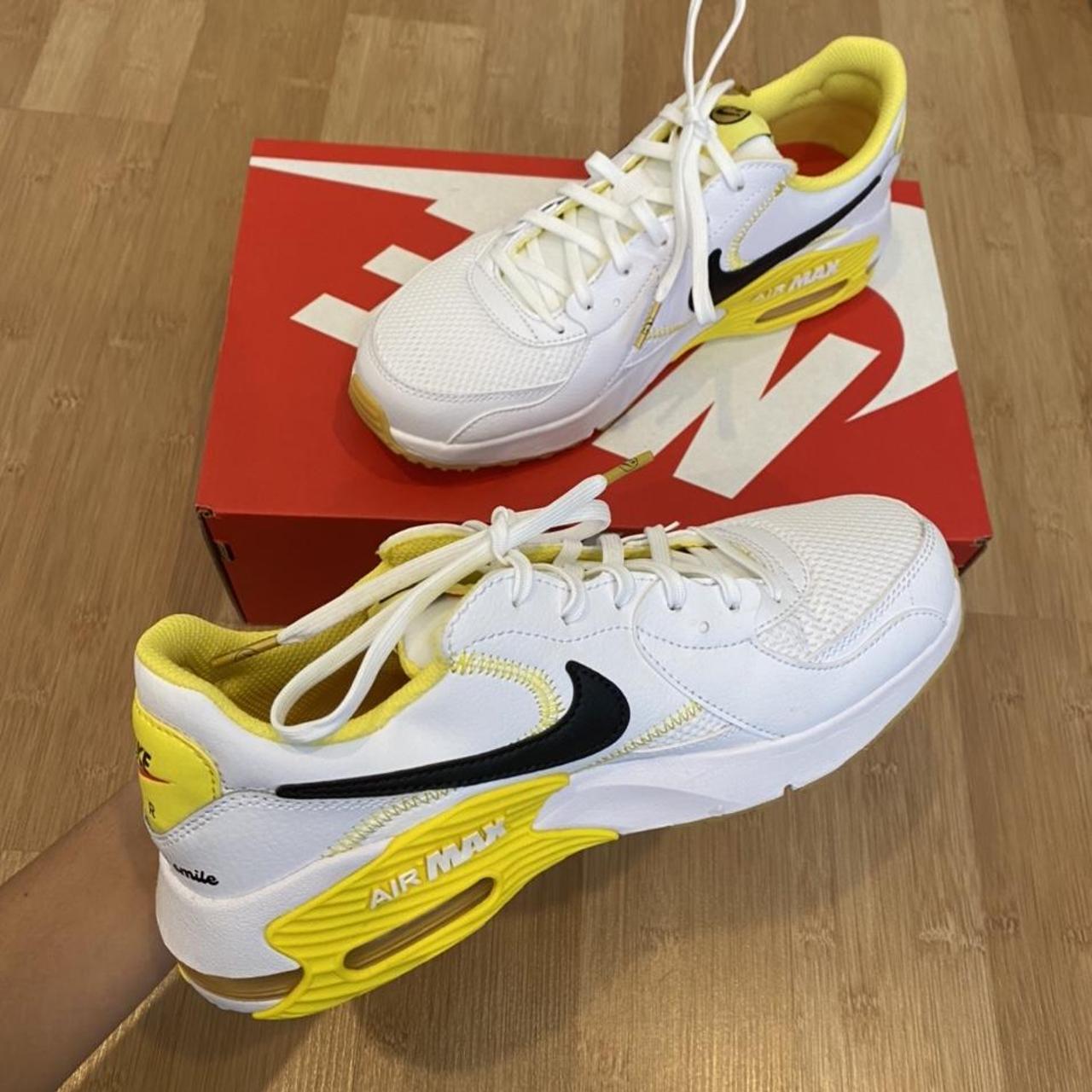 nike air max excee white yellow